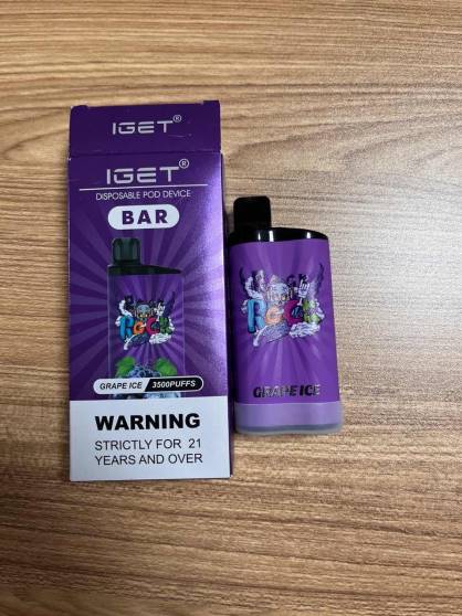 E Cigareta Jednorazova RHNN88 | IGET BAR hroznový ľad 3500 5% nikotínu
